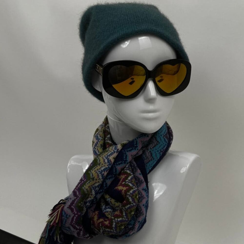 Moschino NWT Heart Shaped Jet Black Oversized Frame Sunglasses - Picture 6 of 12